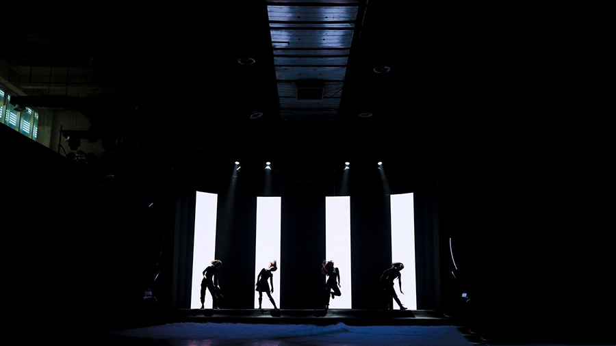 心突破，創未來